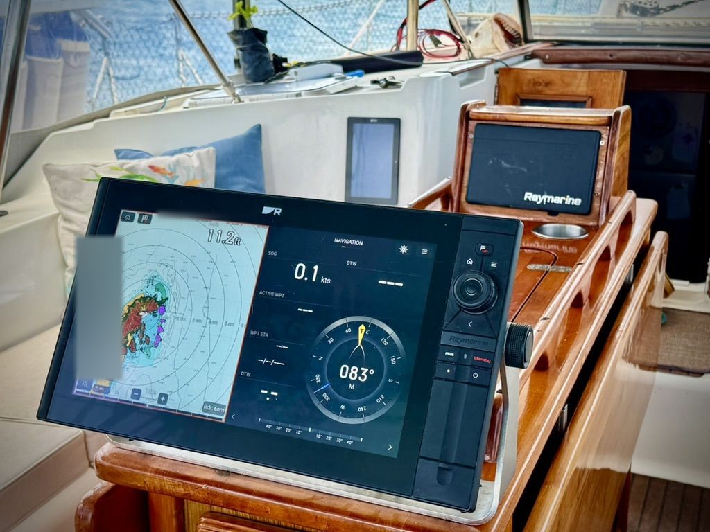Raymarine Axiom displays
