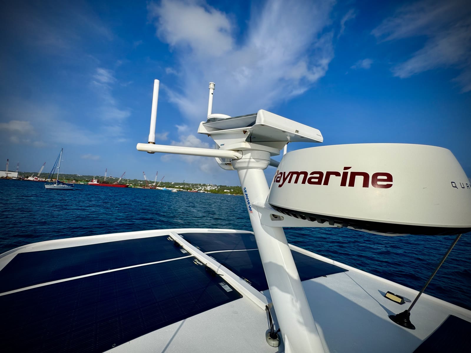 Raymarine Quantum on SeaView tower — low angle